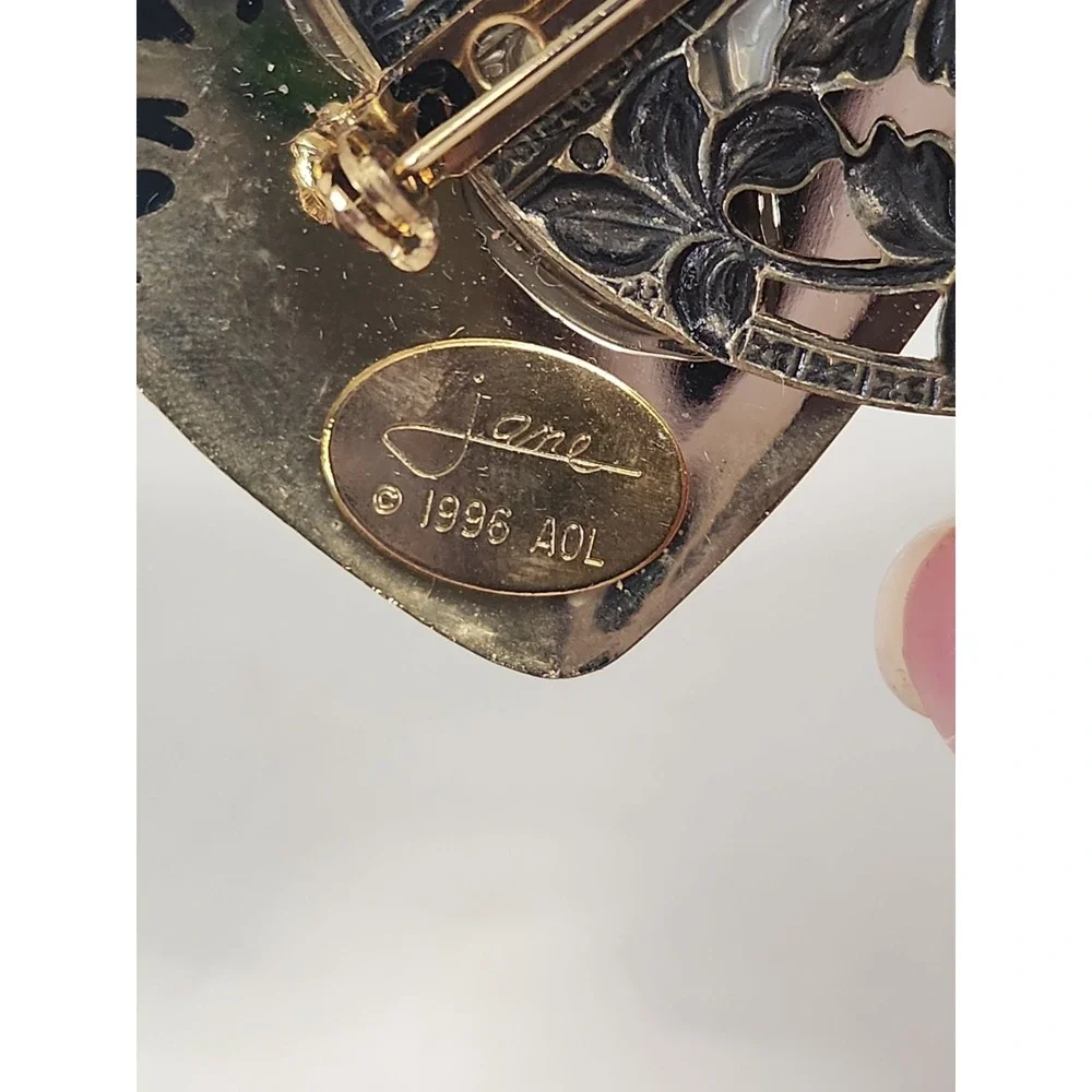 Vtg 90s Jane Davis 1996 AOL Angel Brooch Pin Faux Pearl Butterfly Filigree 2.75